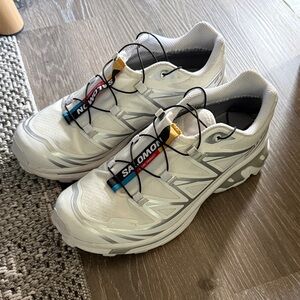 Salmon XT-6 GORETEX Sneakers